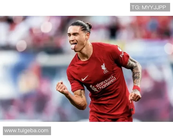 利物浦锋线表现分析：进攻火力与战术配合的深度探讨